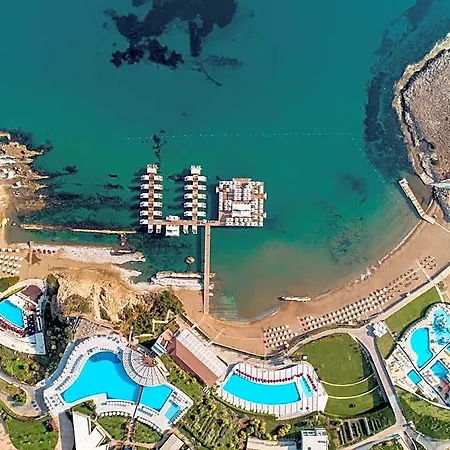 Elexus & & Casino Otel 3*